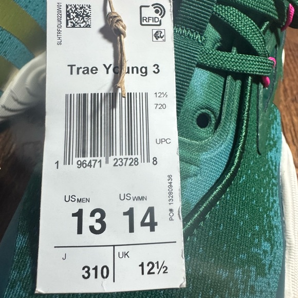 Adidas Unisex Trae Young 3 IE9301 TRAE YOUNG 3 Dark
Green/Gold - Picture 12 of 14